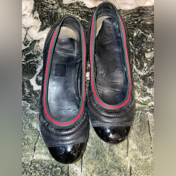 Gucci box. Also comes with ballet slippers - Picture 2 of 8